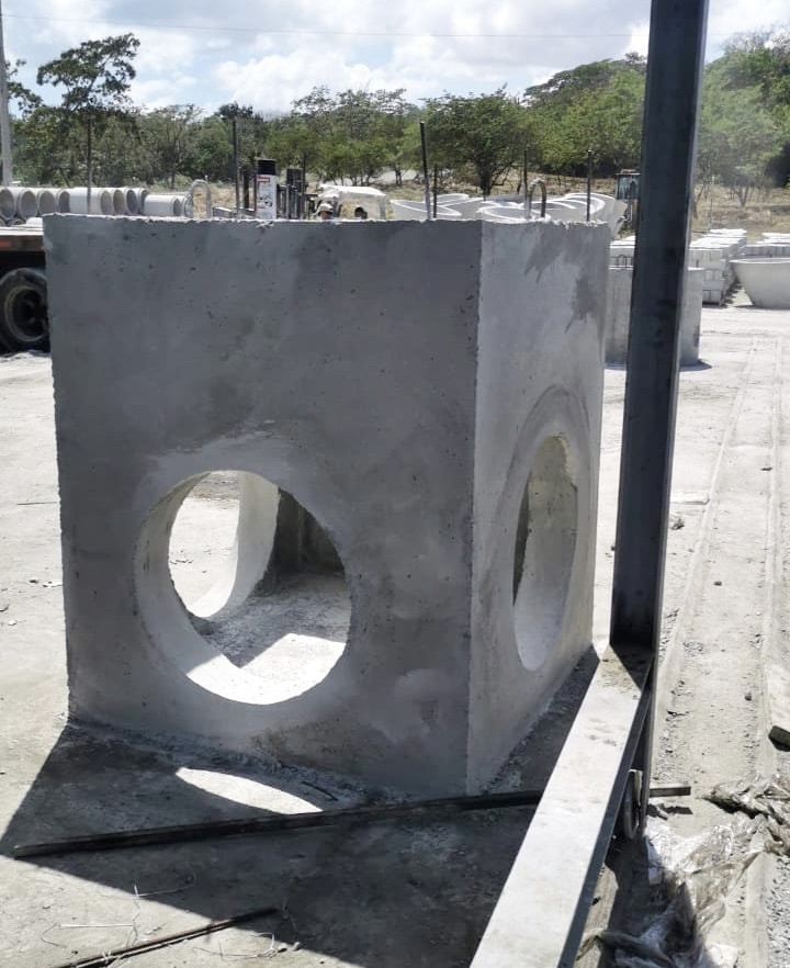 Cámara pluvial de concreto prefabricado en Panamá